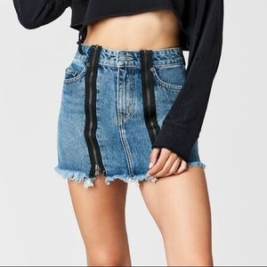 BNWOT carmar denim LF denim zip up mini skirt